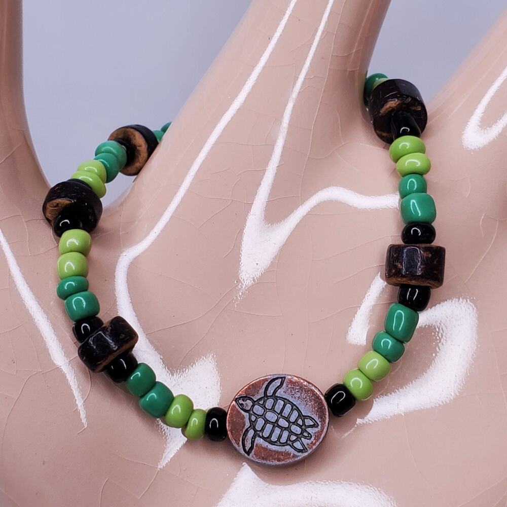 Vintage Bracelet Sea Turtle Charm Beaded Earth Tones Stretchy